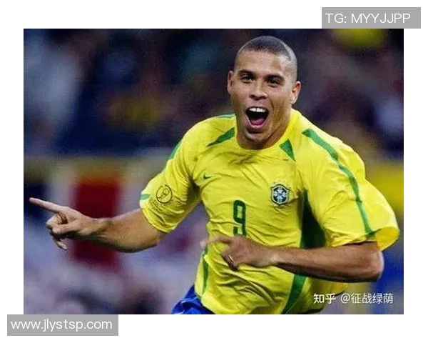 全球足球巨星运动员全面名单解析及成就回顾