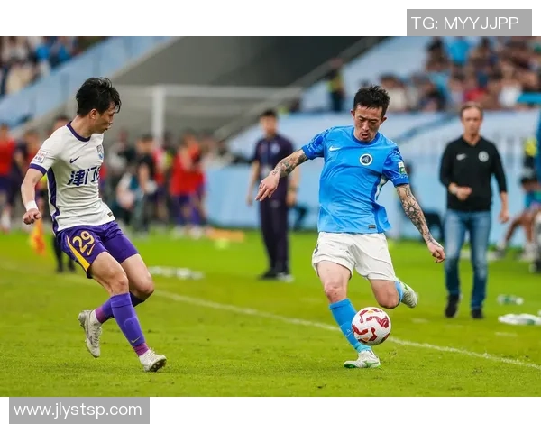 上海足球新星崛起 成为中超赛场新力量引领未来发展 上海足球新星崛起 成为中超赛场新力量引领未来发展